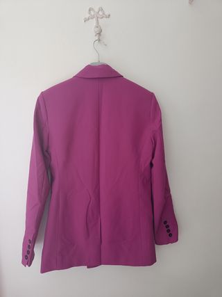 Traje de chaqueta y falda pantalón 