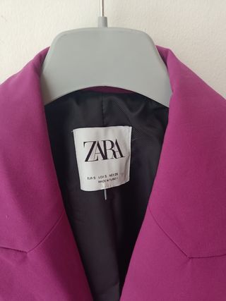 Traje de chaqueta y falda pantalón 