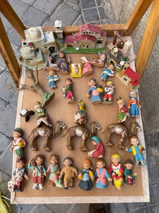 Lote 28 figuras belén plástico 70/80