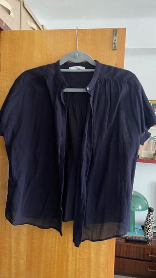 Blusa azul marino