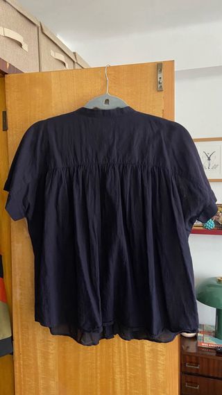 Blusa azul marino