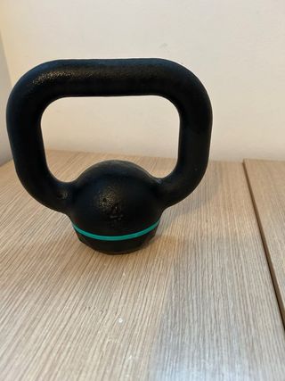 Pesa Rusa Kettlebell Negra 4kg