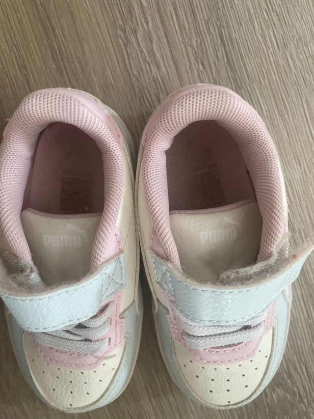 Zapatillas deportivas bebé Puma talla 21