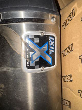 Escape Ixil para Moto