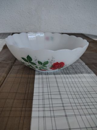 Ensaladera Arcopal Flores Rojas