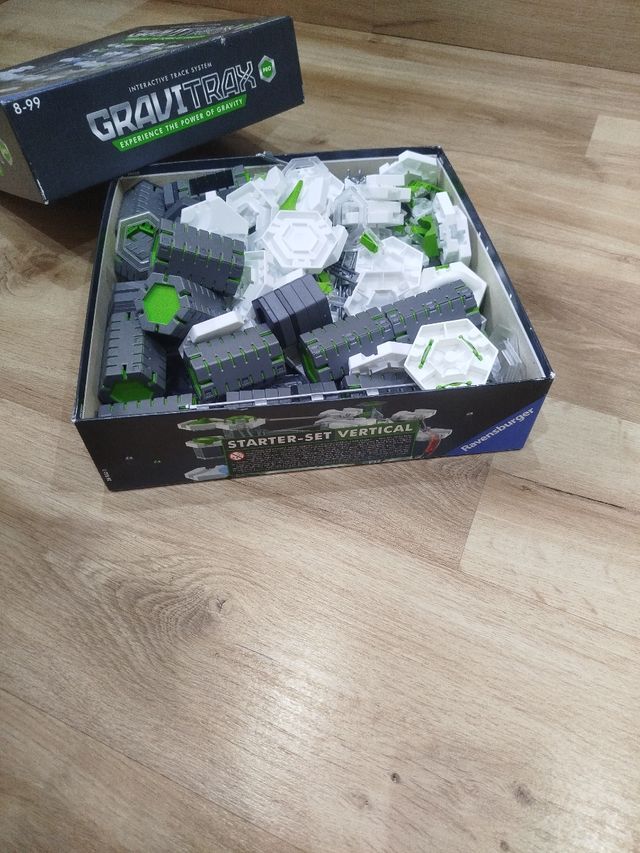 Gravitrax Pro Starter Set Vertical