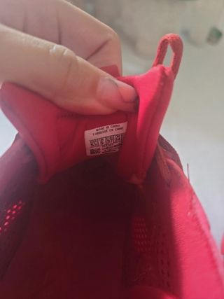Reebok x Cardi B Club C V2 Rojas