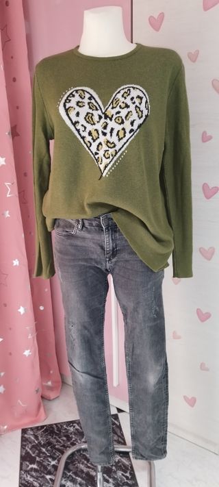 Conjunto Ropa Mujer: Jersey Verde y Pantalón Gris