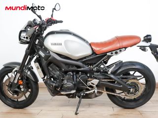 YAMAHA XSR 900 