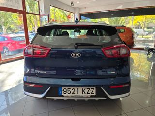 KIA Niro 1.6 GDi HEV 104kW 141CV Drive