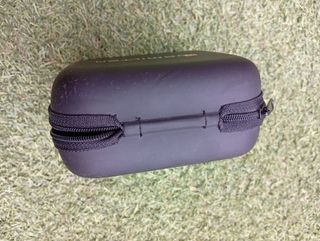 Estuche para reloj Hamilton negro y dorado