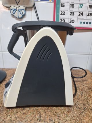 Thermomix TM31 con accesorios