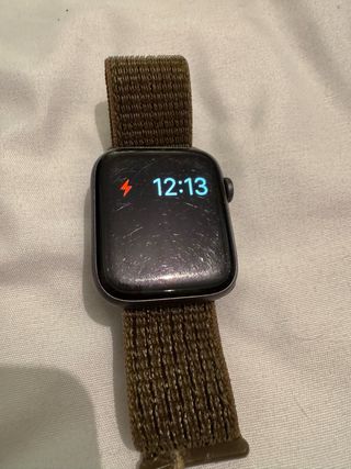 Apple Watch Negro con Correa Verde