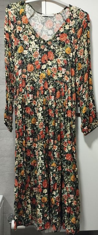 Vestido Pull & Bear estampado floral