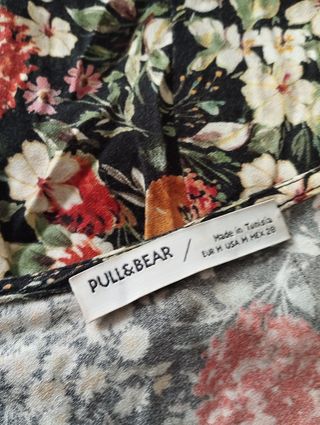 Vestido Pull & Bear estampado floral