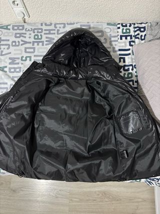 Chaqueta Moncler con capucha