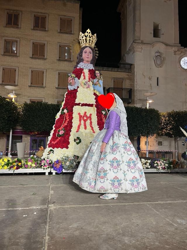 Traje fallera niña siglo XVIII