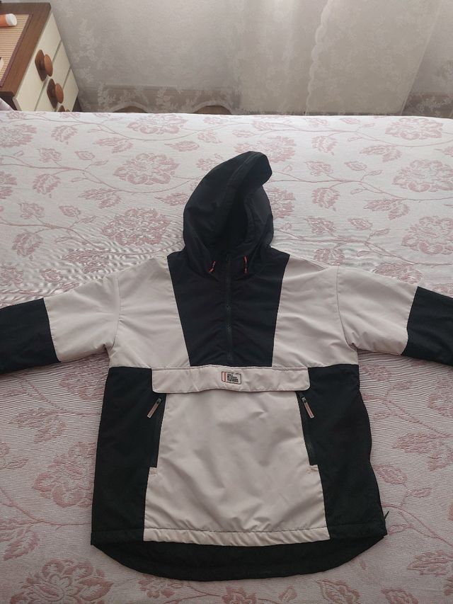 Parka niño con capucha