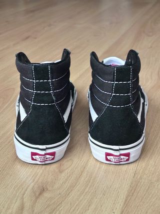 Zapatillas Vans 40, Sk8 Hi negro y blanco
