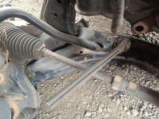 BRAZO SUSPENSION DELANTERO DERECHO FORD FIESTA (CNN)
