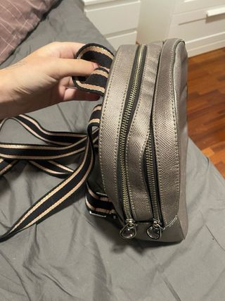 Mochila Tous pequeña gris plateada