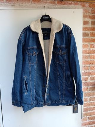 Cazadora vaquera 1975 forrada Talla L de Zara Man