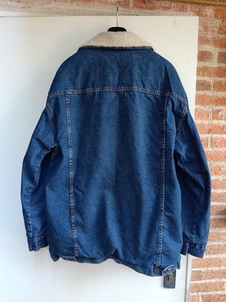Cazadora vaquera 1975 forrada Talla L de Zara Man