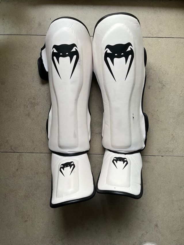 Espinilleras Venum Élite Blancas Talla XL