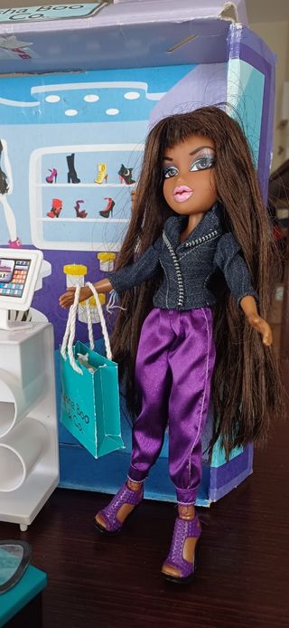 Tienda de Juguete Sasha Boo & Co. con Muñeca