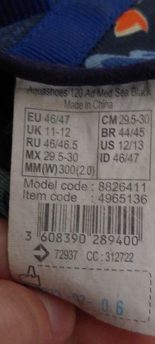 Sandalias de agua . DECHATLON