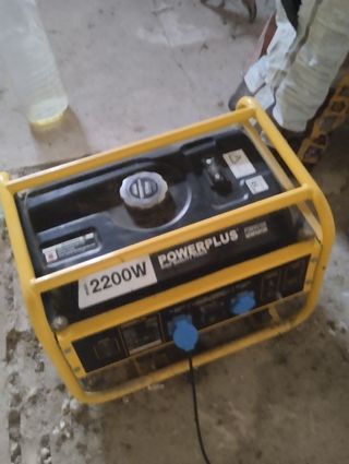 Generador Eléctrico Powerplus 2200W