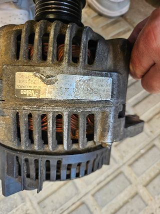 Alternador Valeo 90A.Para wolkswagen trasporter t4
