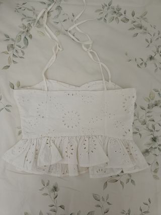 Top Zara blanco bordado