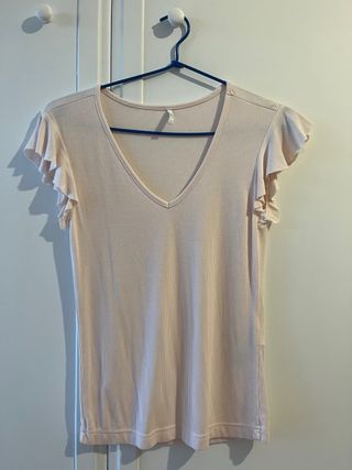 Camiseta Only rosa manga volante