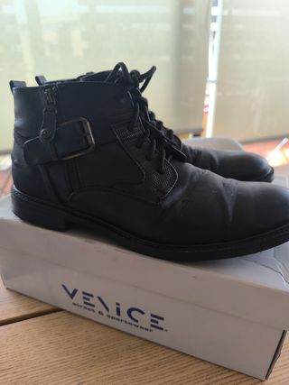 Botines Venice Hombre Negros