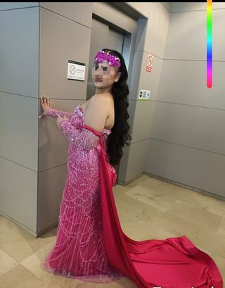 Vestido de boda gitana rosa fuerte