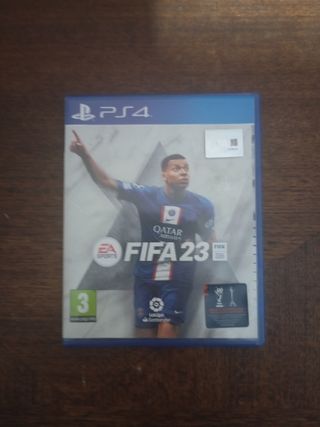 3 juegos de PS4. Perfecto estado.