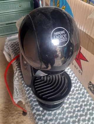 Cafetera Dolce Gusto Negra