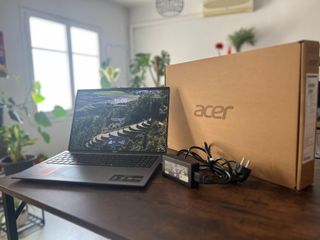Acer Swift Go 16 i9 32G 1TB OLED 
