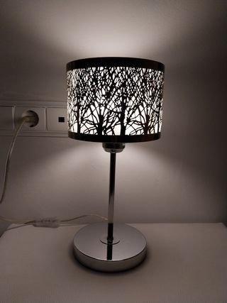 Lámpara de mesa diseño árbol