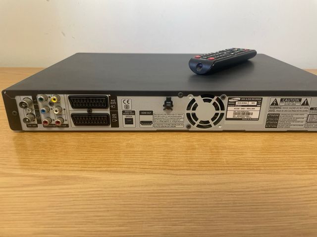 Samsung DVD-SH893 Grabador DVD/HDD con TDT y HDMI