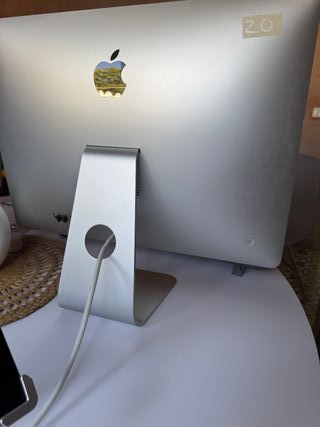  iMac Retina 4K 21.5"con 16GB RAM - ¡Muy Cuidado!