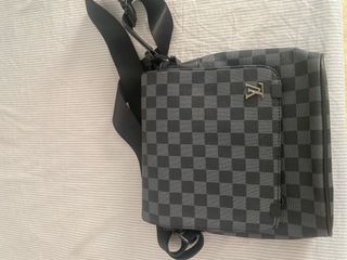 Bolso Louis Vuitton Negro/Gris