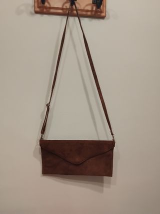 Bolso de piel marrón hecho en Italia