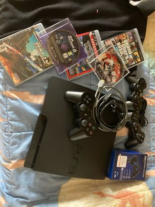 Consola PS3 Slim Negra + 5 Juegos + Mandos