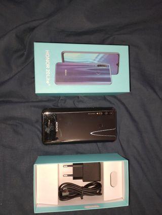  Huawei Honor 20 Lite 