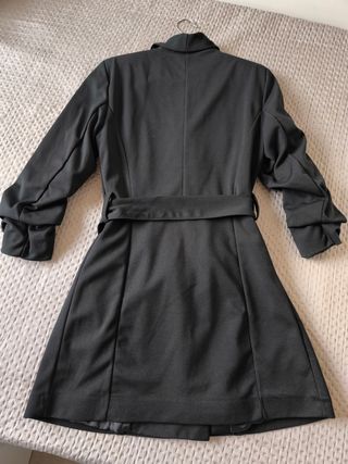 Chaqueta cocktail negra fina, usada 1 vez!