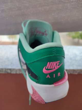 Nike Freak 5 Giannis Antetokounmpo Verde/Rosa