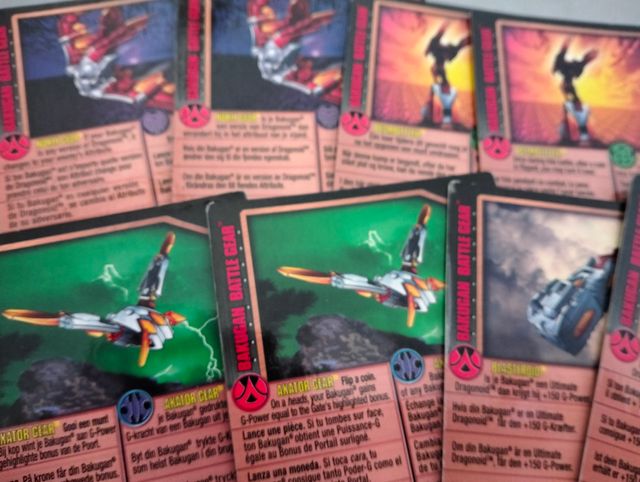 Bakugan rojo y amarillo