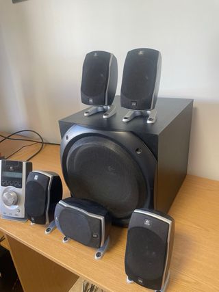 Logitech Z-5500 – Sistema de altavoces 5.1 THX 505